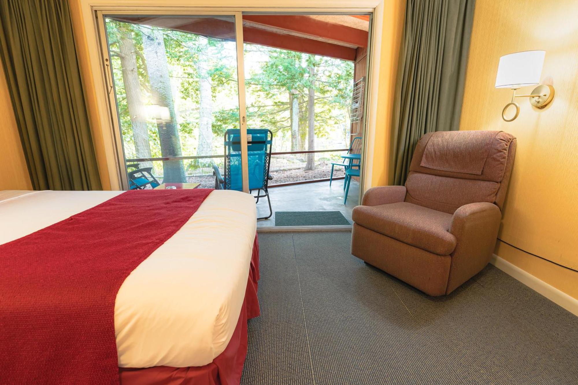 Motel Long Lake And Cottages Ruang foto