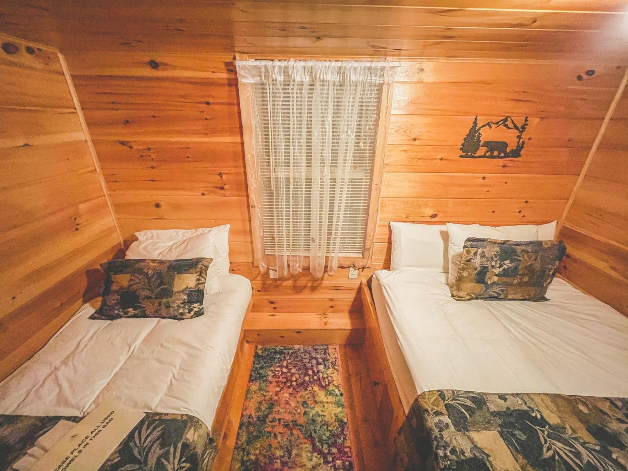 Motel Long Lake And Cottages Ruang foto