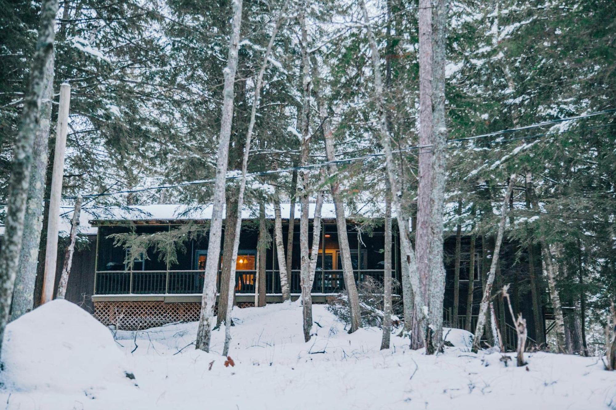 Motel Long Lake And Cottages Bagian luar foto