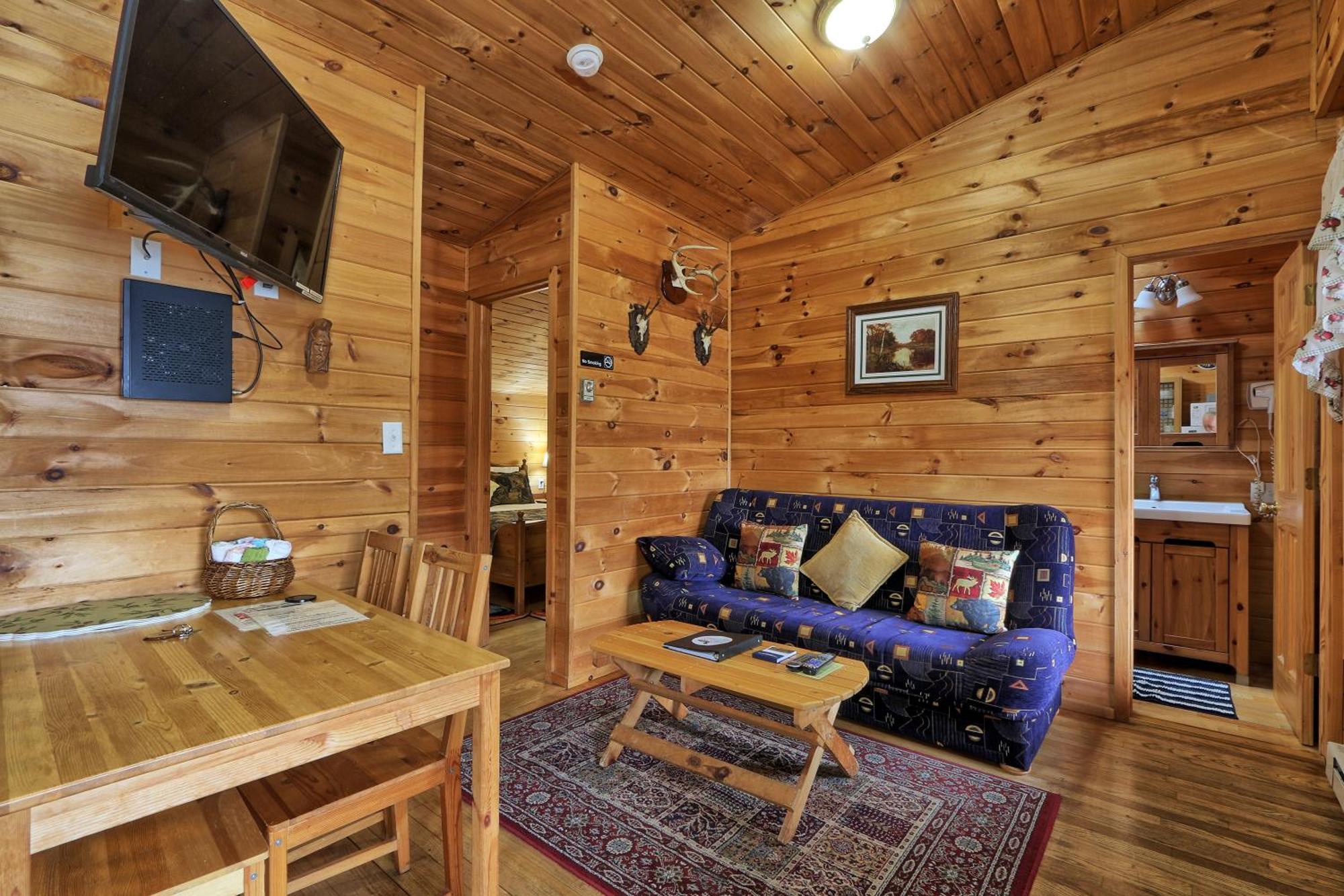 Motel Long Lake And Cottages Bagian luar foto