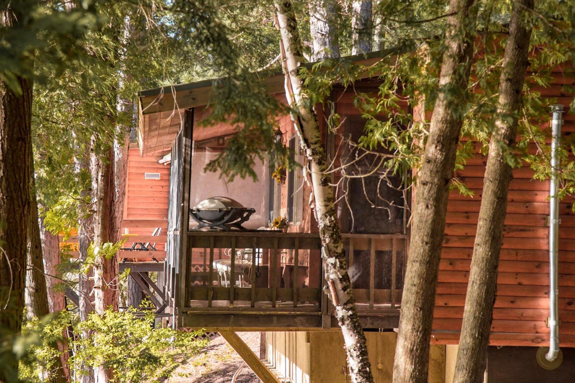 Motel Long Lake And Cottages Bagian luar foto