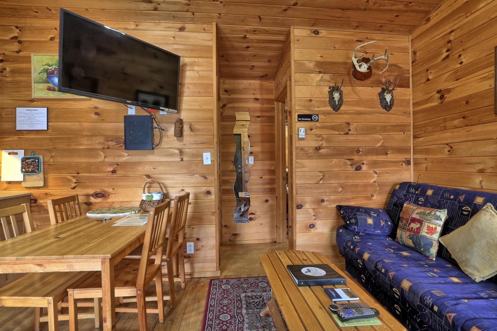 Motel Long Lake And Cottages Bagian luar foto