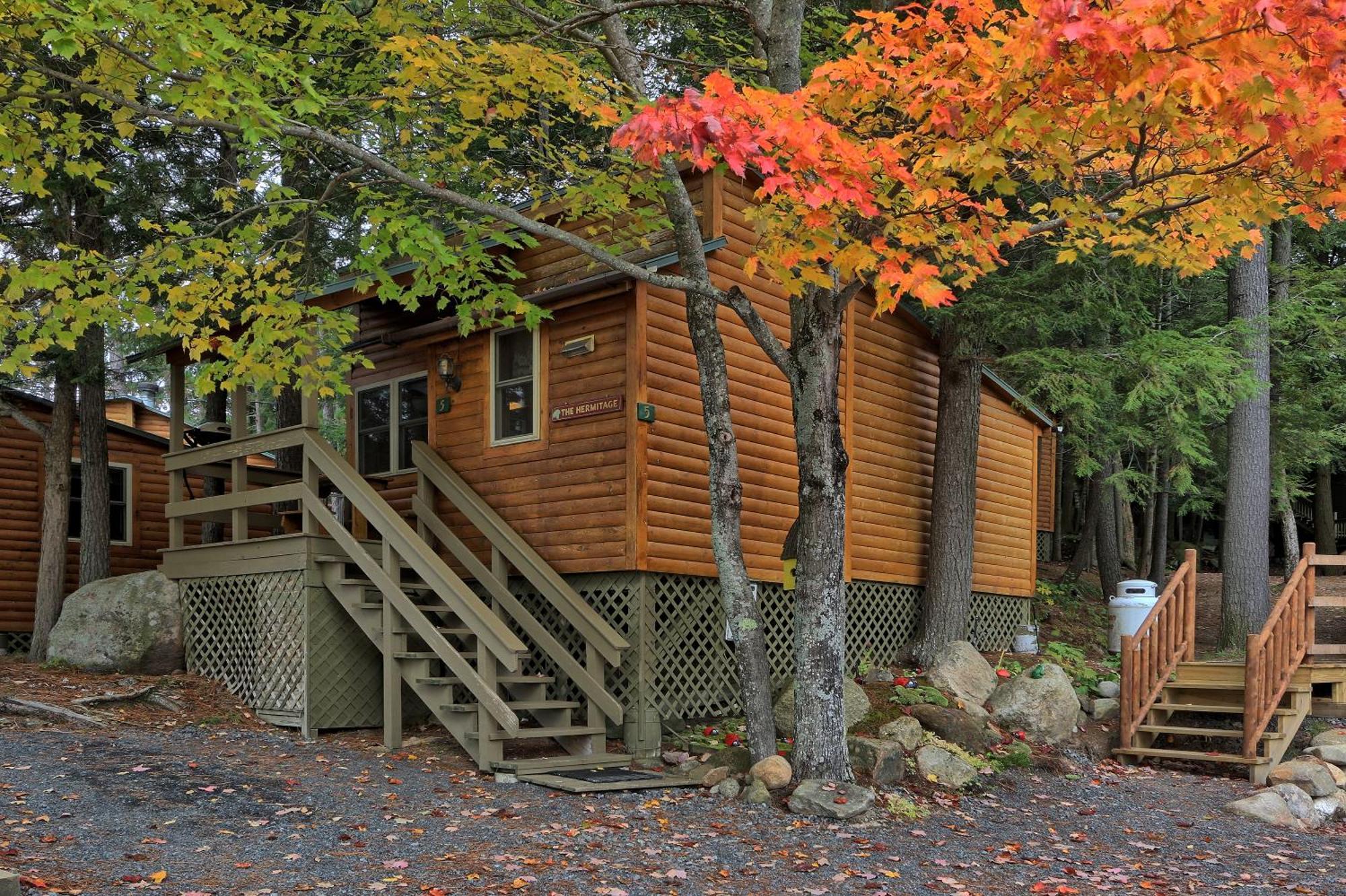 Motel Long Lake And Cottages Bagian luar foto